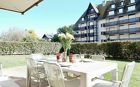 Deauville Riviera - Jardin Face A La Plage, Proximite & Luxe Inegale